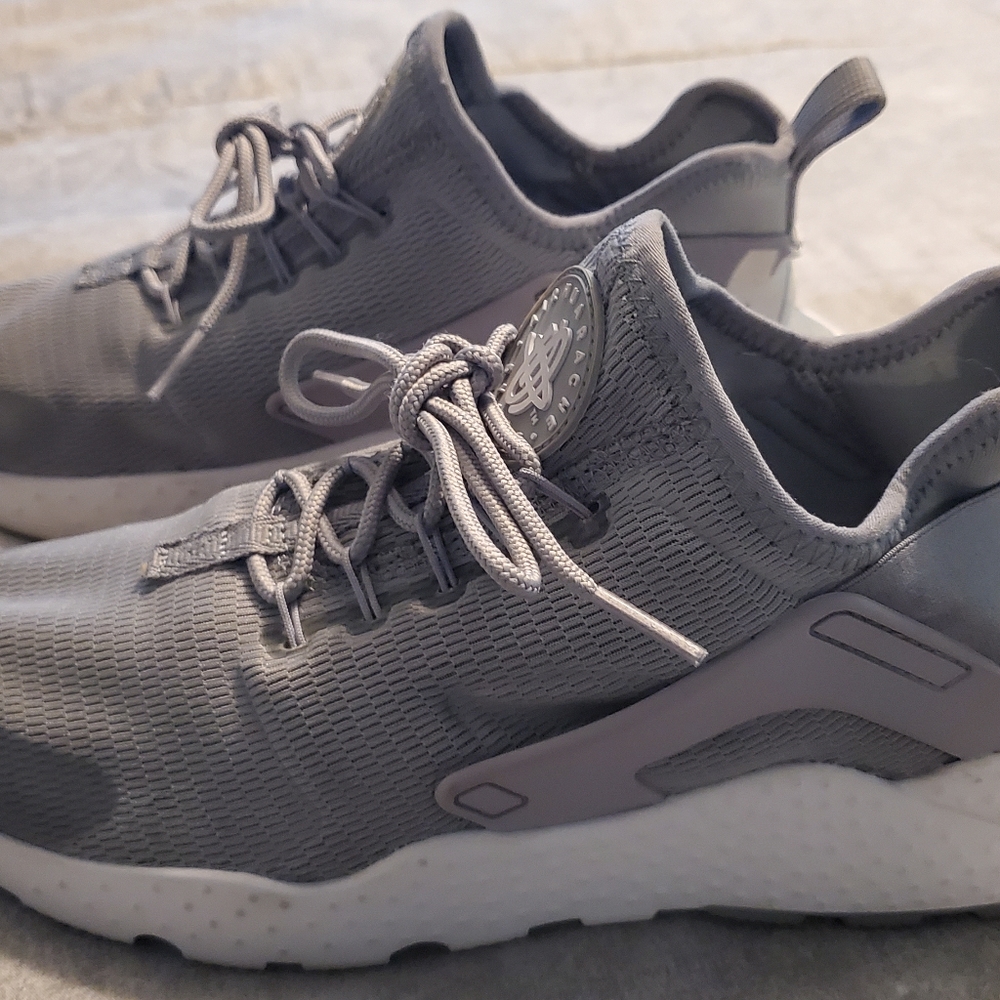 Nike Gray Women's Sneakers